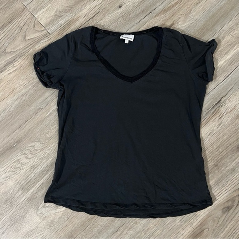 Heartloom Black V-Neck Short Sleeve T-Shirt